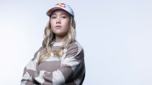 Ski acrobatique: Tess Ledeux, toujours bless&eacute;e, dit renoncer aux JO-2026