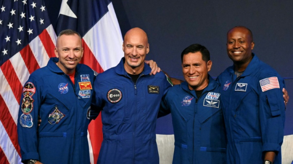 Chefe da Nasa defende tripula&ccedil;&atilde;o da miss&atilde;o Artemis III, composta apenas por homens