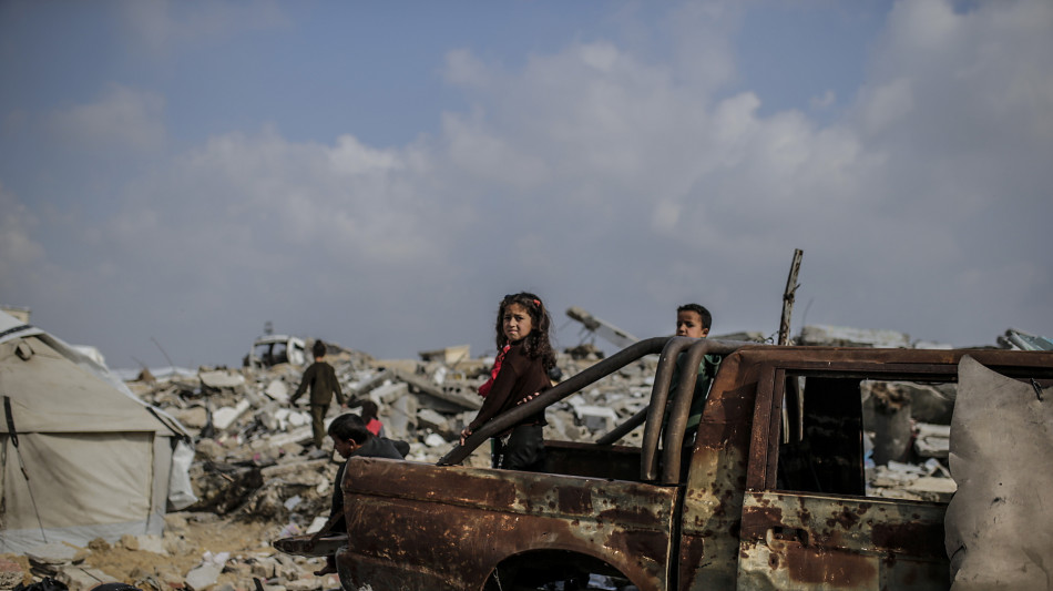 Hamas, '490 bambini uccisi a Gaza dall'Idf in 20 giorni'
