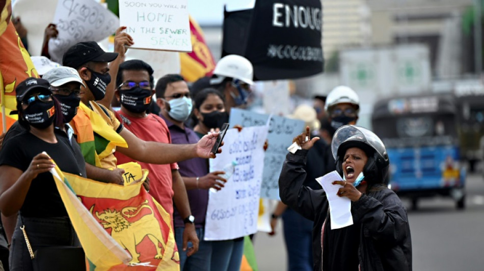 Zehntausende demonstrieren gegen Sri Lankas Pr&auml;sident Rajapaksa