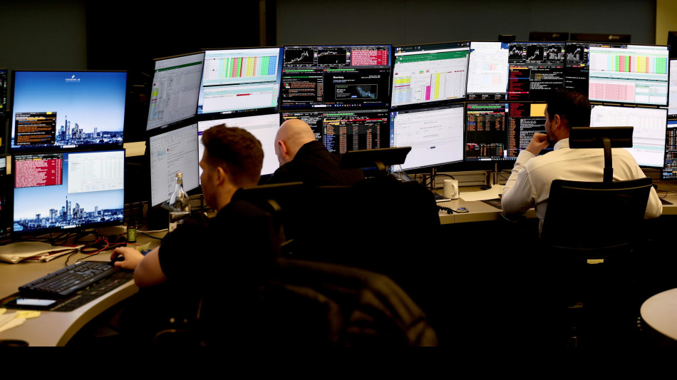 Borsa: l'Europa chiude in rialzo, si guarda a crescita economica e Ia