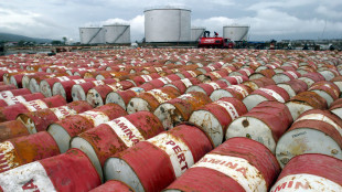 Prezzo petrolio in calo, Wti scambiato a 59,41 dollari