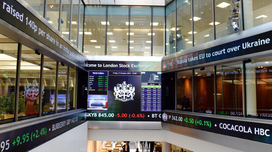 Borsa: Europa in rialzo mentre il petrolio frena