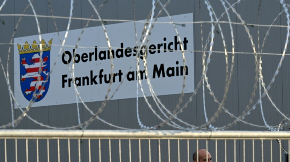 Prozess gegen K&ouml;pfe von mutma&szlig;lichem Reichsb&uuml;rgernetzwerk in Frankfurt gestartet
