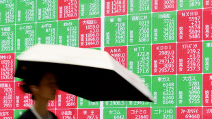 Borsa: Tokyo, apertura in calo (-0,61%)