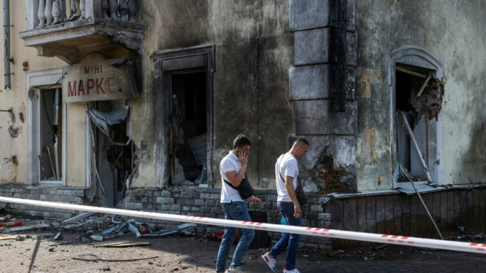 Selenskyj k&uuml;ndigt "sp&uuml;rbare" Reaktion auf russischen Angriff auf Tschernihiw an
