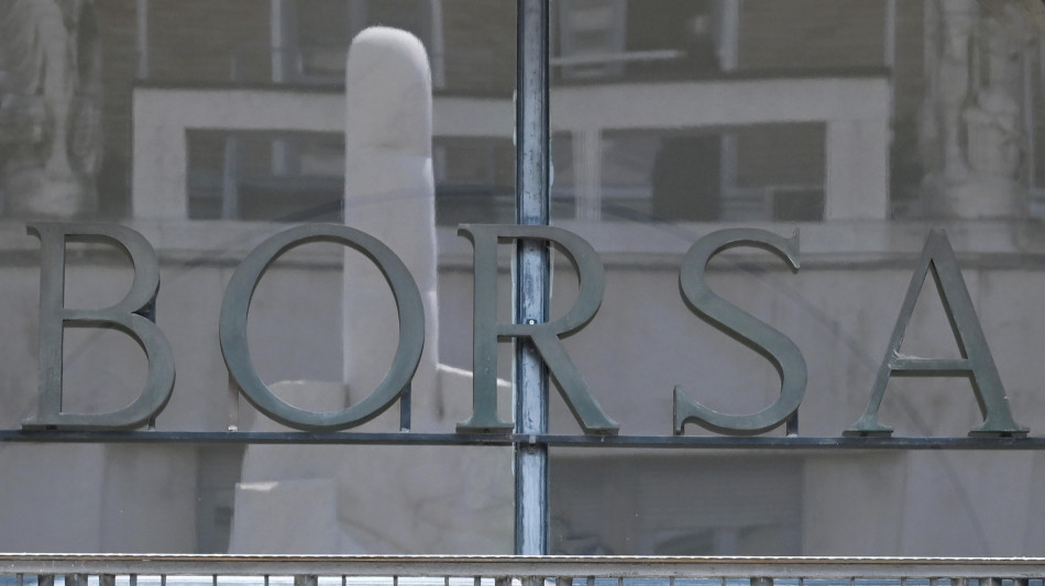Borsa: Milano debole (-2,25%), pesano Inwit, Prysmian e Tim, balza Eni