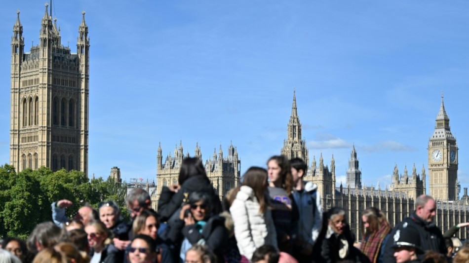 Les adieux &agrave; la reine approchent, les dirigeants &eacute;trangers arrivent