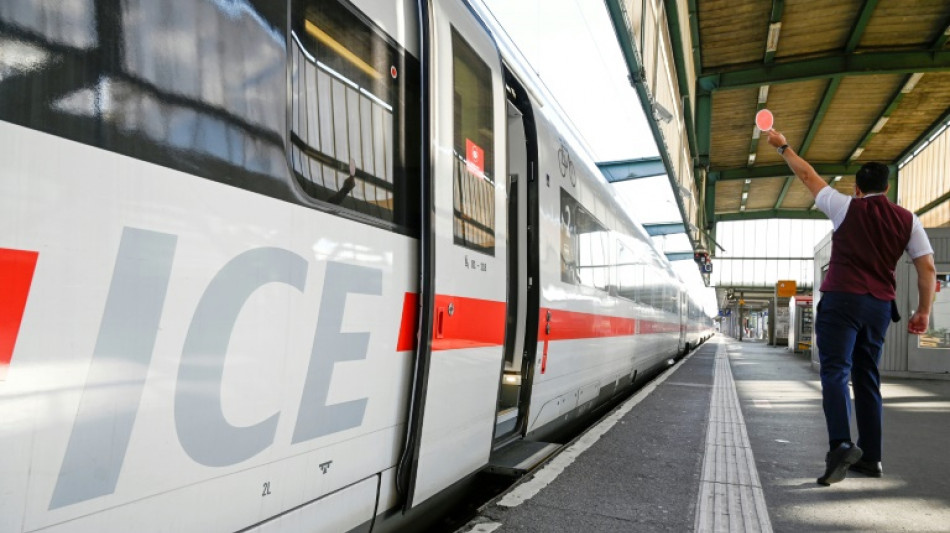 Tarifstreit: EVG weist j&uuml;ngstes Angebot der Bahn als "unzureichend" zur&uuml;ck
