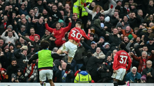 Man Utd strike late as Carrick extends perfect start in Fulham thriller