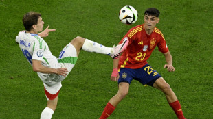 Sieg im Gigantenduell: Spanien st&uuml;rmt ins Achtelfinale