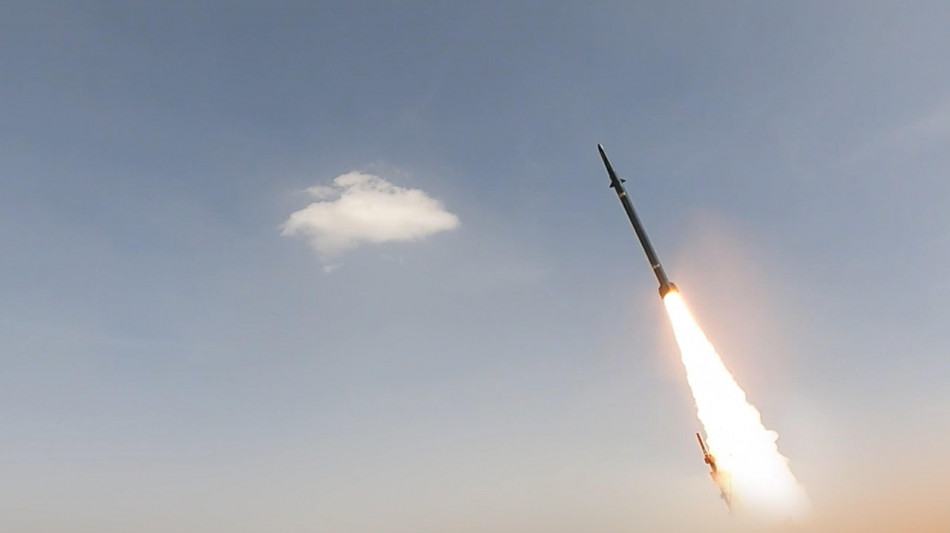 Tredici soldati yemeniti uccisi negli scontri con gli Houthi