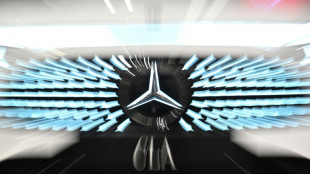 Gewinn bei Mercedes 2025 um fast die H&auml;lfte eingebrochen 
