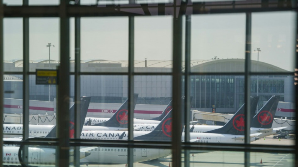 Hunderte Flüge gestrichen: Flugbegleiter-Streik legt Air Canada lahm