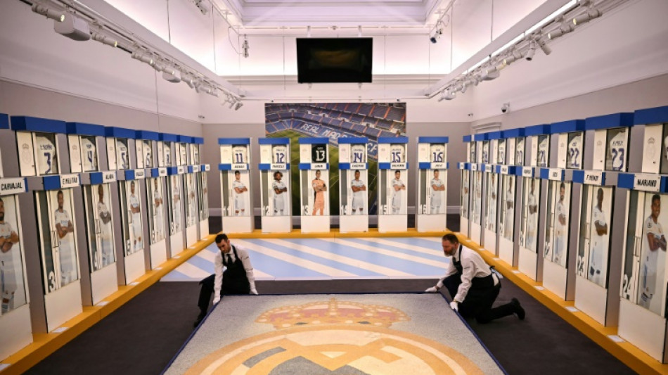 Arm&aacute;rios de astros do Real Madrid v&atilde;o a leil&atilde;o em Londres