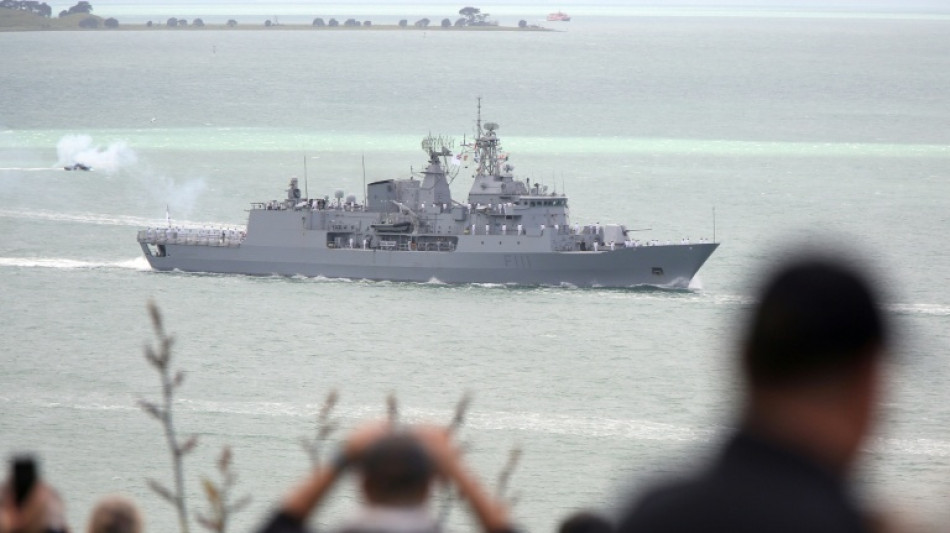 Two New Zealand naval ships transit Taiwan Strait