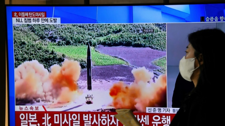 La Cor&eacute;e du Nord tire trois nouveaux missiles, alerte au Japon