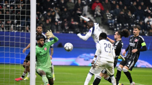 Kolo Muani and Solanke send Spurs into Champions League last 16