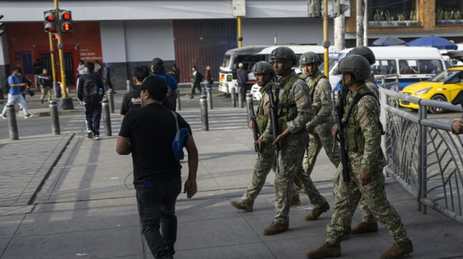 El gobierno despliega a militares en Lima por la ola de inseguridad