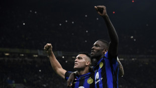 Inter and Juve in top spot tussle as Mazzarri begins Napoli reign