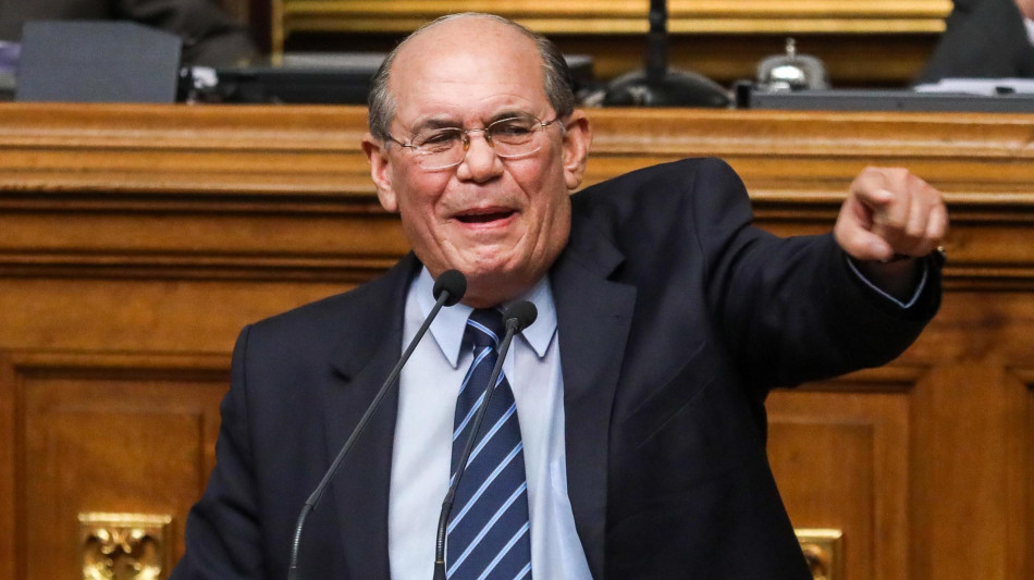 Torna in Venezuela l'oppositore Gonzalez, 'arriver&agrave; anche Machado'