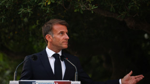 Macron, 'orrore per raid russi in Ucraina, manderemo nuovi missili intercettori'