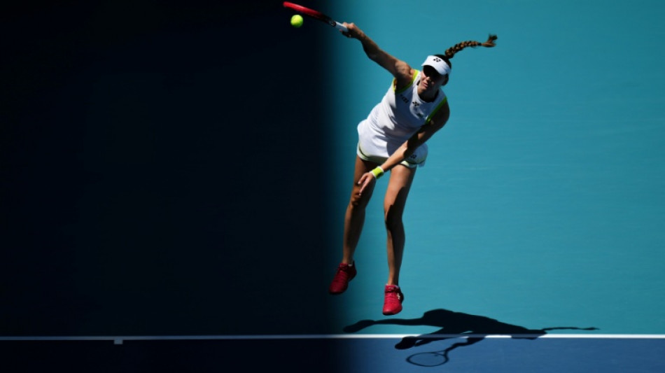 Rybakina vence Pegula mais uma vez e vai &agrave; semifinal do WTA 1000 de Miami