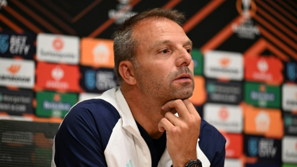 Foot: l'Ajax Amsterdam, en crise, se s&eacute;pare de son entra&icirc;neur Maurice Steijn
