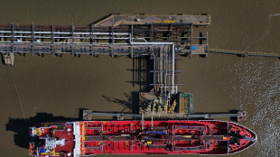 Il petrolio &egrave; in rialzo a New York, il Wti sale del 3,09% a 104,30 dollari
