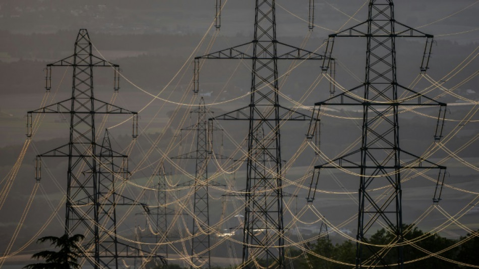 EU-Kommission schl&auml;gt Strom-Preisdeckel und &Uuml;bergewinnsteuer vor
