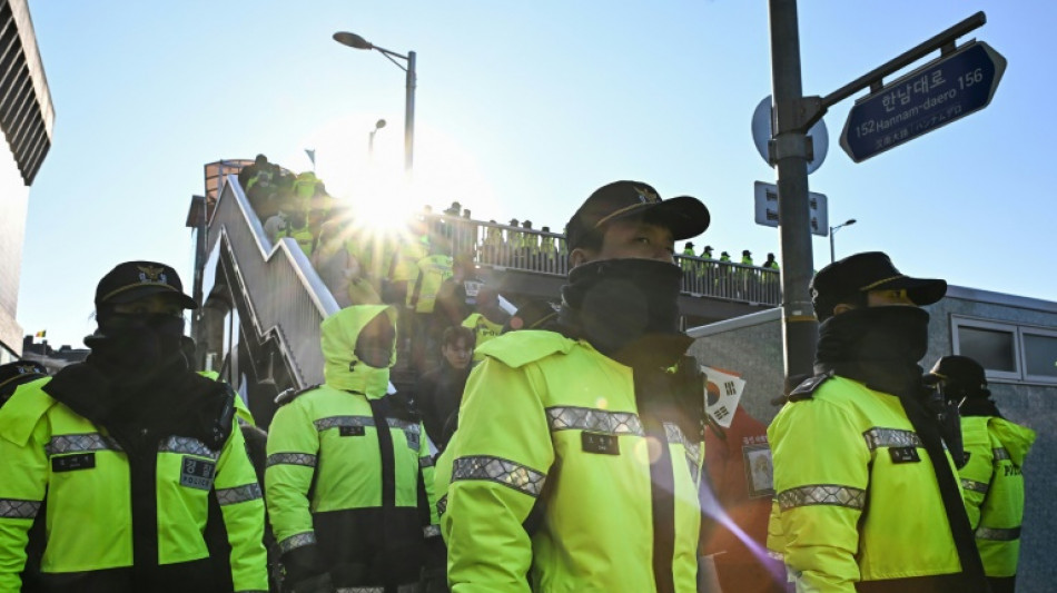 Drame et chaos &agrave; S&eacute;oul pendant une tentative rat&eacute;e d'arrestation de Yoon