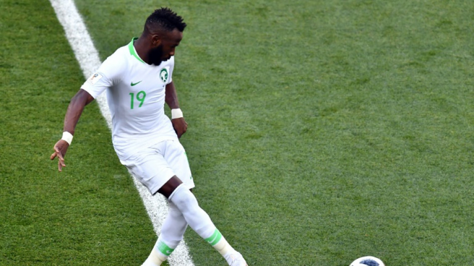 Un futbolista saudita se encuentra en cuidados intensivos tras caer de un balc&oacute;n