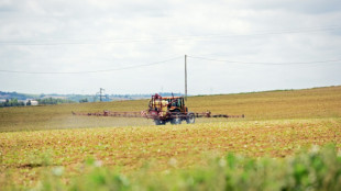 Des pesticides pr&eacute;sents dans l'air un peu partout en France, selon Atmo France
