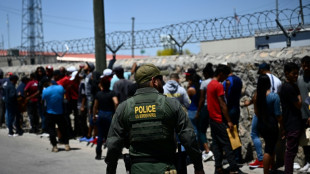 EEUU tiene 24.000 agentes en la frontera con M&eacute;xico en previsi&oacute;n de caos