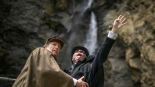Sherlock&nbsp;Holmes fans recreate fateful duel at Swiss falls