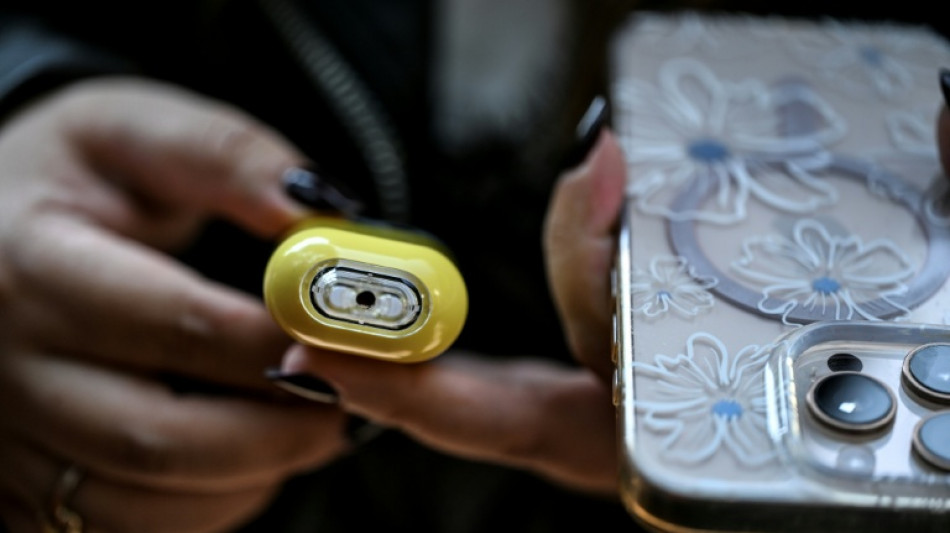 México aprueba sancionar penalmente el comercio de vapeadores 