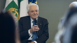Mattarella, ormai insostenibile sovraffollamento delle carceri