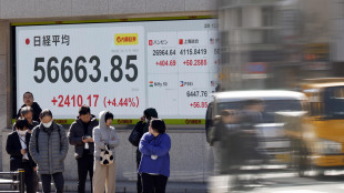 Borsa: nell'Asia chiusa per le festivit&agrave; del Capodanno lunare bene Tokyo (+1%)