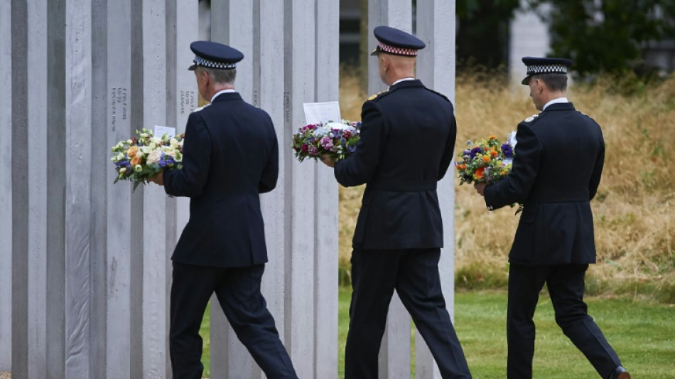 Recueillement au Royaume-Uni pour les commémorations des attentats jihadistes de juillet 2005