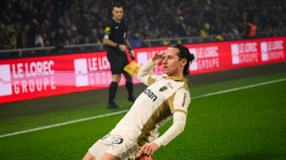 Ligue 1: Lens garde la tête devant Paris, Strasbourg n'avance plus