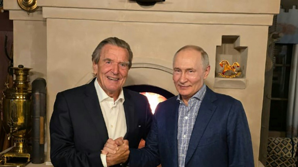 German leader outraged at Schroeder birthday visit to Putin