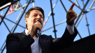 Conte, Meloni spende miliardi in armi e si scorda degli italiani