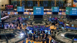 Wall Street ouvre en ordre dispers&eacute;, l'emploi au centre des pr&eacute;occupations