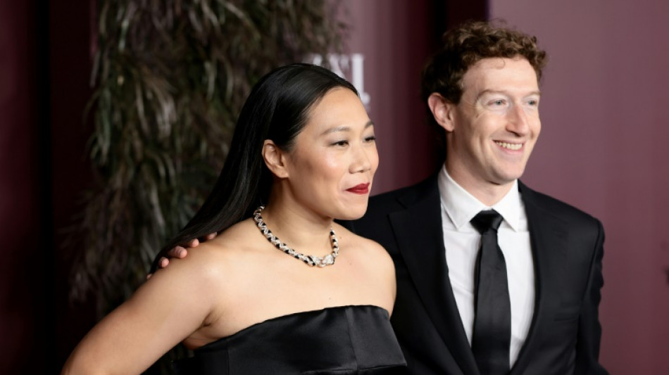 Zuckerbergs put AI at heart of pledge to cure diseases