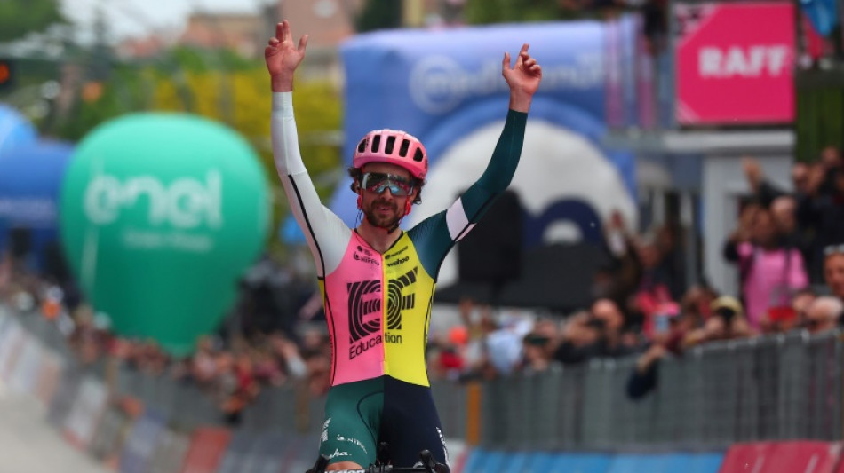 Tour d'Italie: Healy s'impose, Roglic l&acirc;che Evenepoel