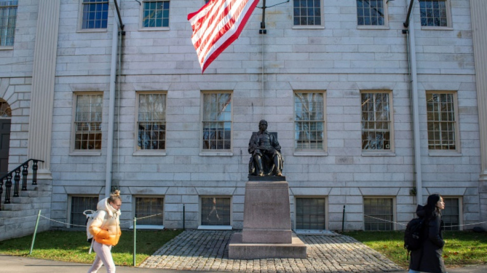 Trump congela 2.200 millones de dólares a Harvard tras rechazar sus exigencias