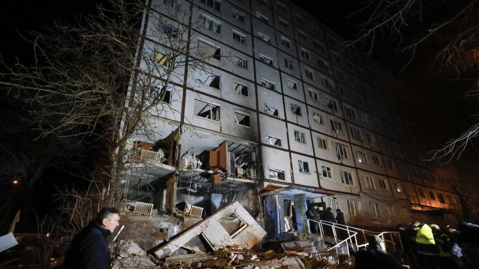 Ucraina: notte Natale sotto bombe, esplosioni in diverse citt&agrave;