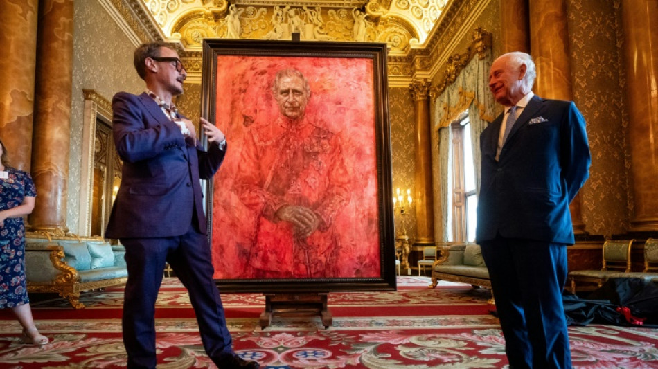 Desvelan un retrato oficial del rey Carlos III