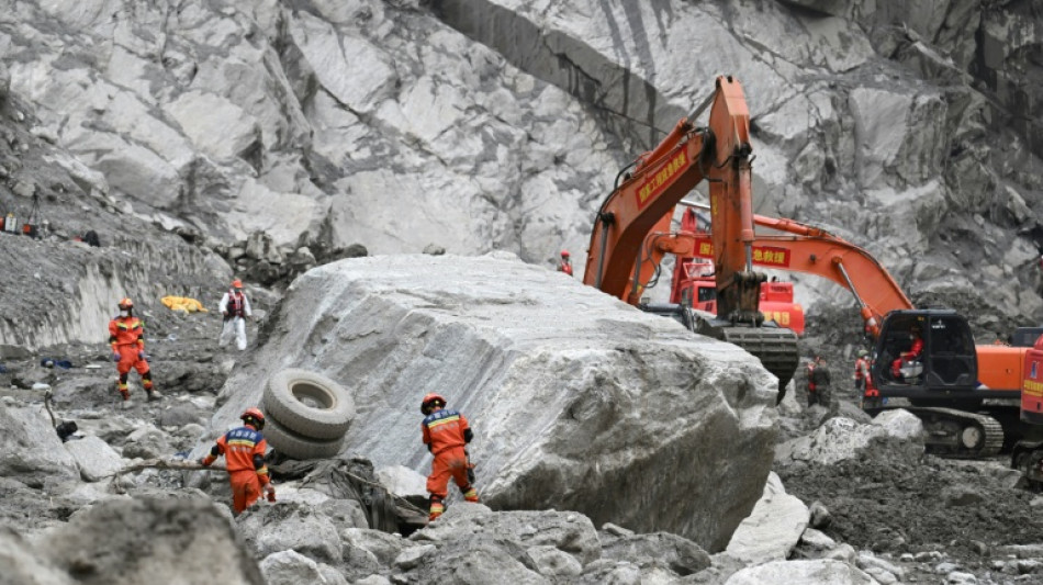 Grief on Chinese internet as wait for Tibet flood news drags on