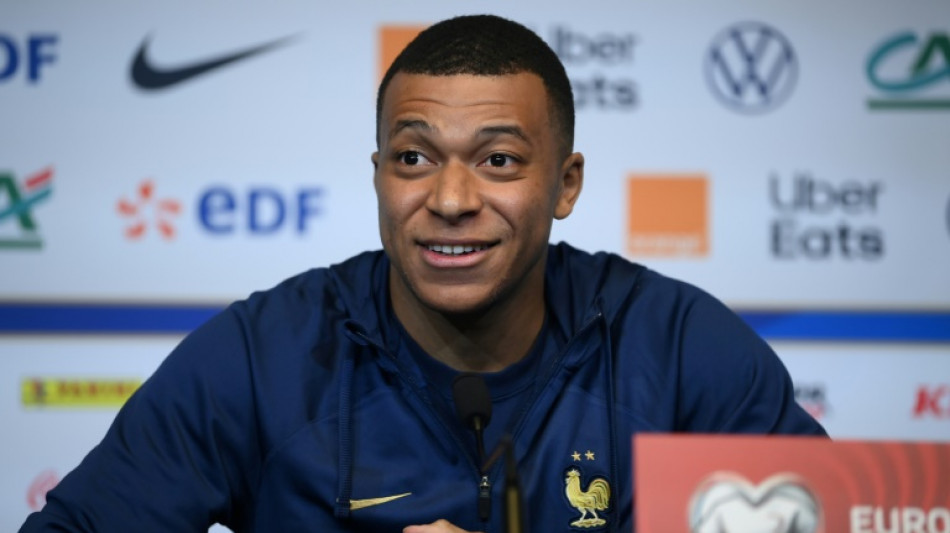 Mbapp&eacute; estime "normal" que Griezmann soit "d&eacute;&ccedil;u" de ne pas &ecirc;tre capitaine des Bleus &nbsp; 